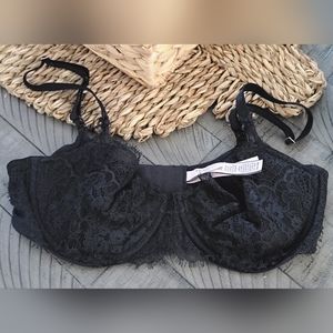 Victoria Secret Bra size 36D